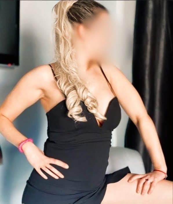 613963369: Chica busca chico en Alicante