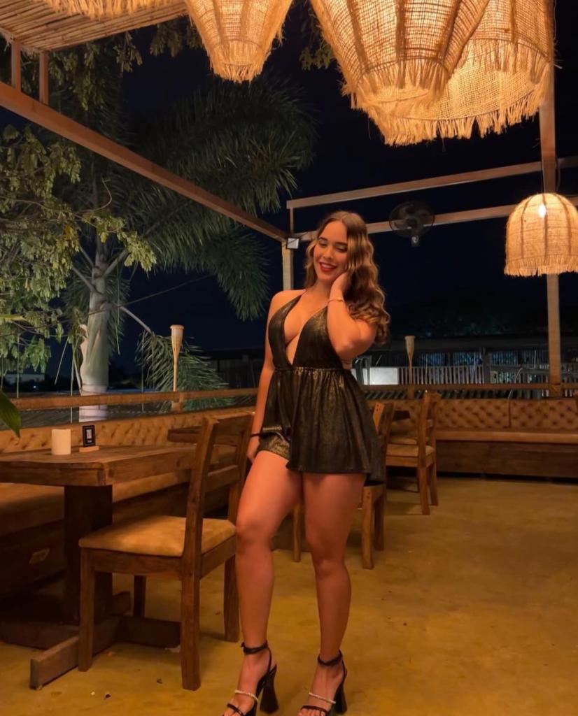 Chica busca chico en Tenerife: 