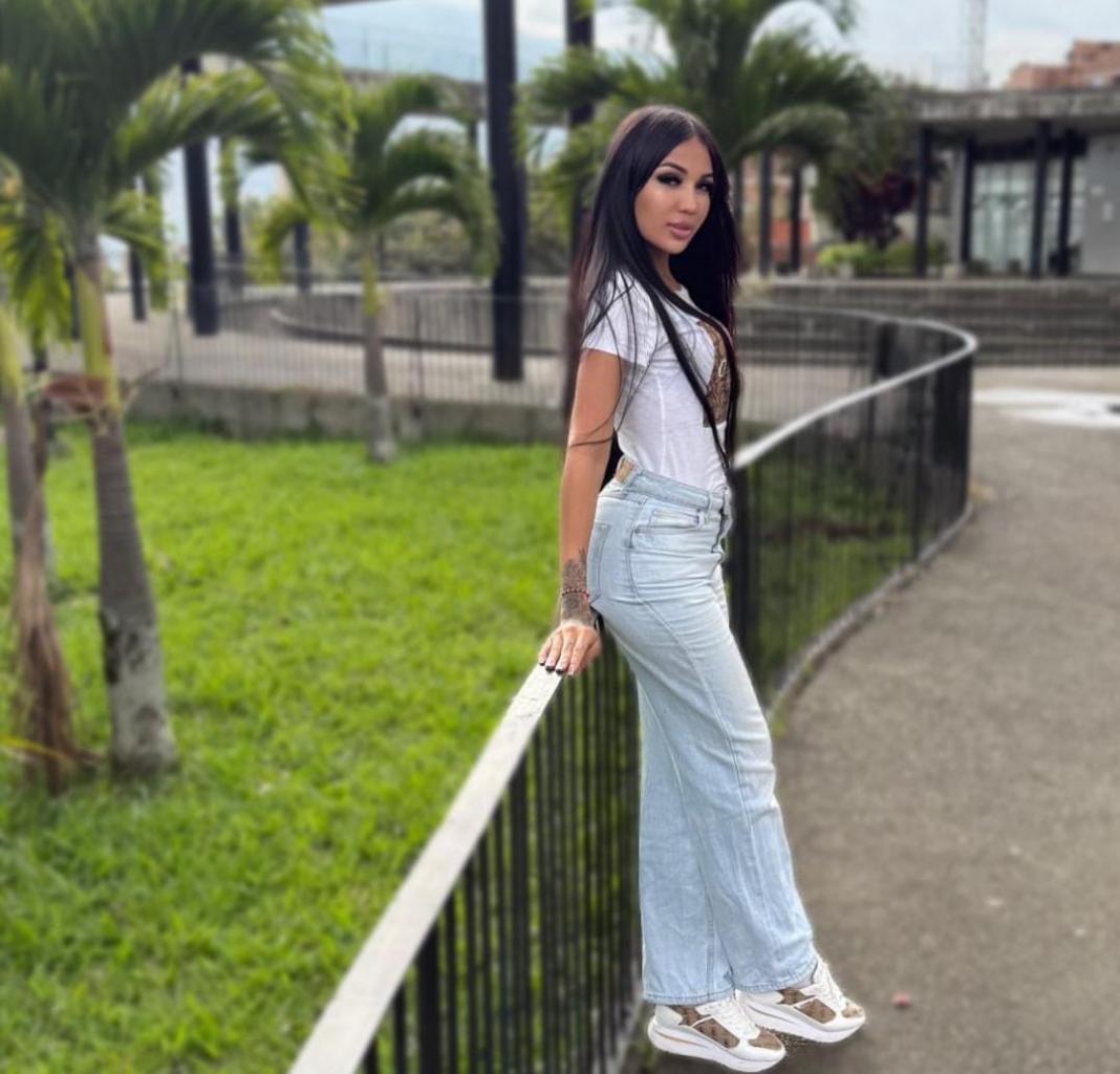 672962924: Travesti en La Rioja