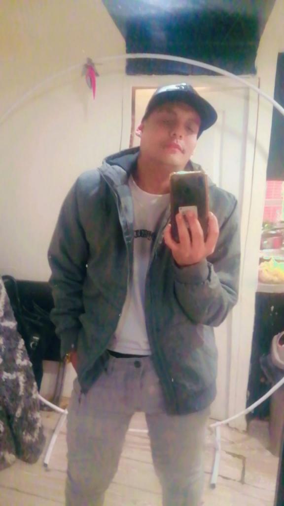 Chico busca chica en Tenerife: 