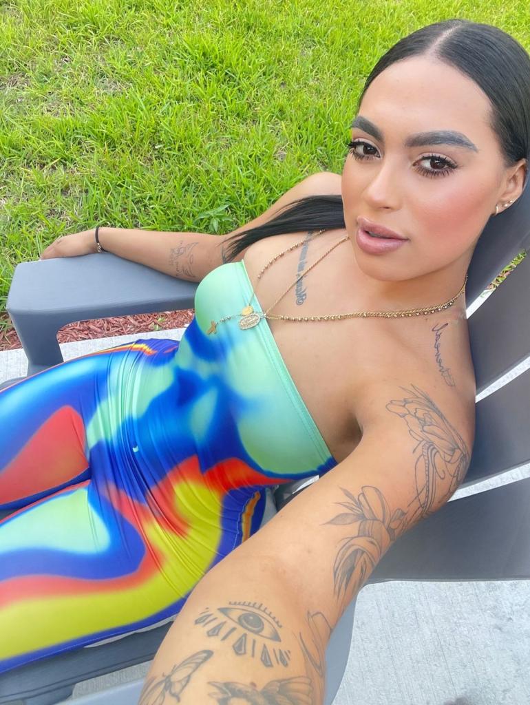 603184341: Chica busca chico en Barcelona