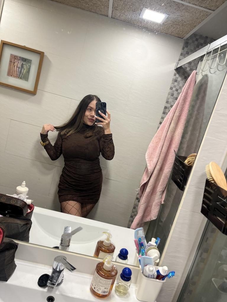 Chica busca chico en Almería: 