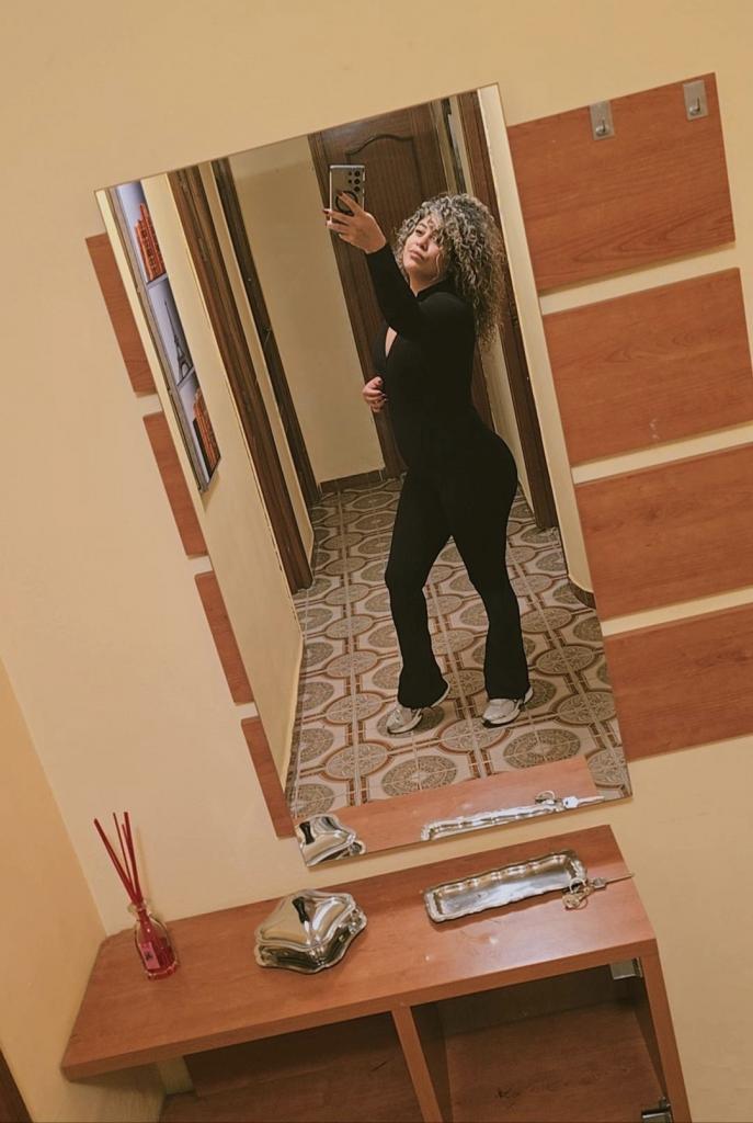 Chica busca chico en Granada: 