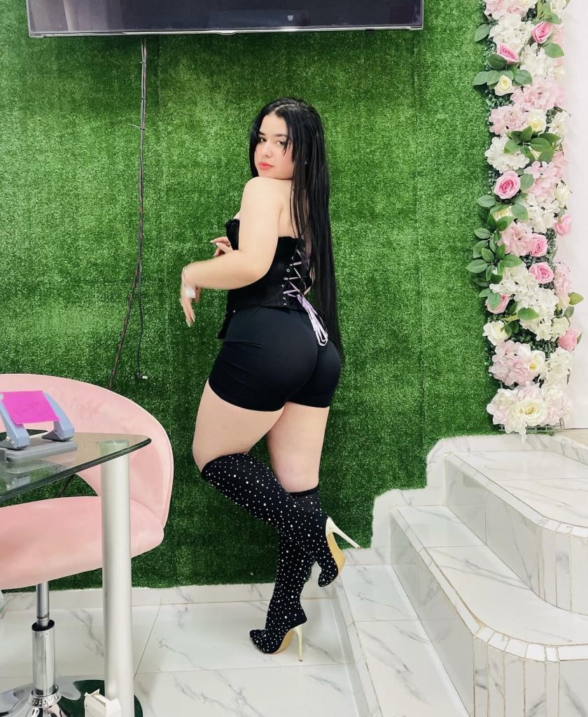 Chica busca chico en Sevilla: 