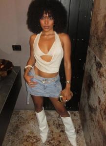 611337827: Chica busca chico en Guipúzcoa