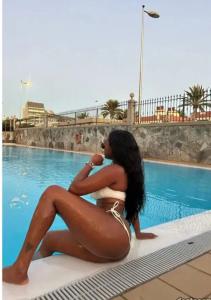 611306347: Chica busca chico en León