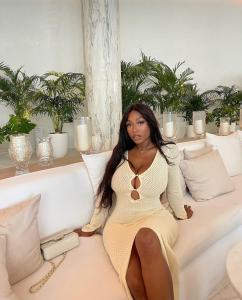 614884961: Chica busca chico en Murcia