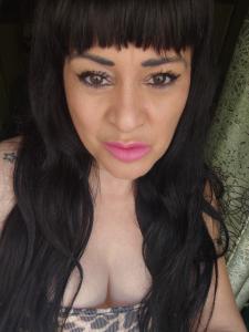 623340904: Chica busca chico en Sevilla