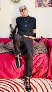 608259318: Chico busca chica en Barcelona