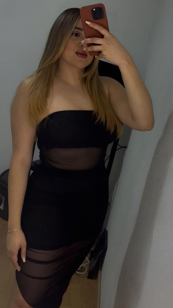 635115530: Chica busca chico en La Coruña