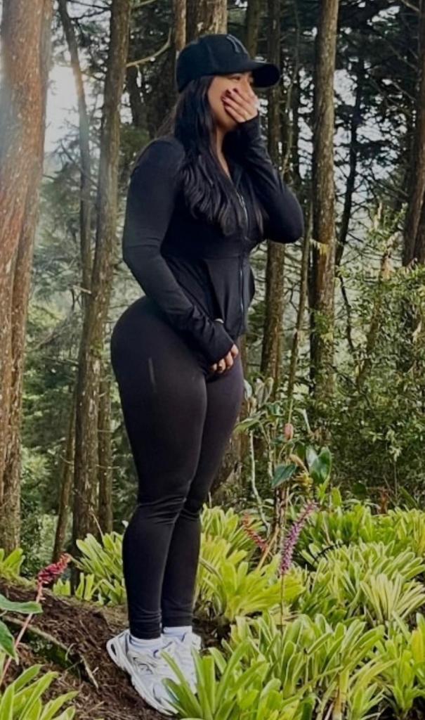 Chica busca chico en Cádiz: 