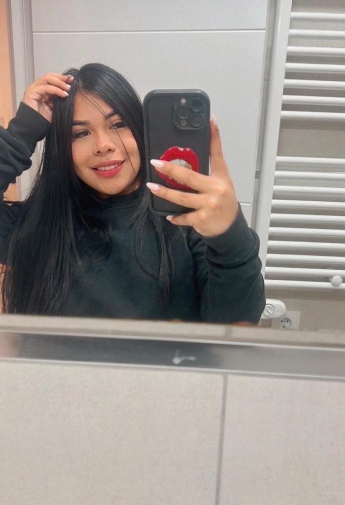 Chica busca chico en Sevilla: 