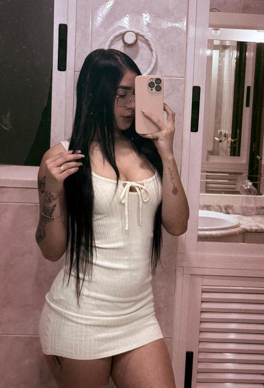 613767689: Chica busca chico en Navarra