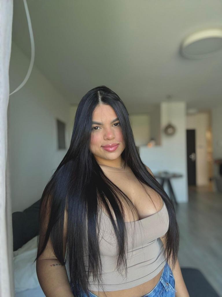 617094714: Chica busca chico en Murcia