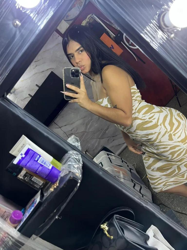 Chica busca chico en La Coruña: 