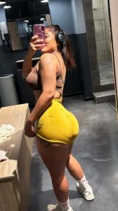 Chica busca chico en Sevilla: 