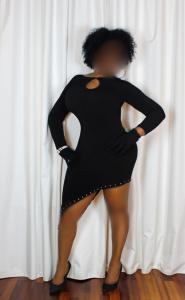 698221372: Chica busca chico en Barcelona