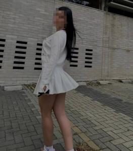 Chica busca chico en Huelva: 