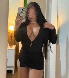 624897140: Chica busca chico en Barcelona