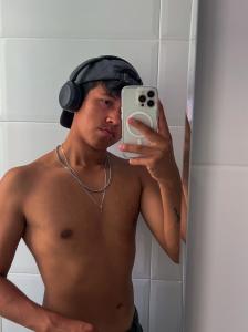 604841450: Chico busca chica en Madrid