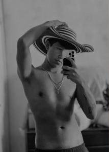 604841450: Chico busca chica en Madrid