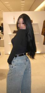 664026494: Chica busca chico en Tarragona