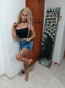 613958537: Chica busca chico en Las Palmas