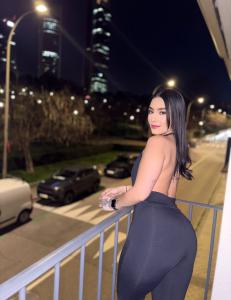 Chica busca chico en Madrid: 