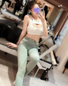 688183278: Chica busca chico en Barcelona