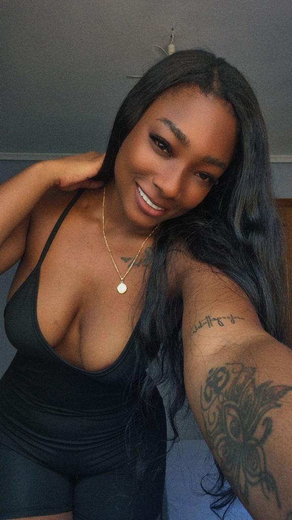 Chica busca chico en Valencia: Chica busca chico