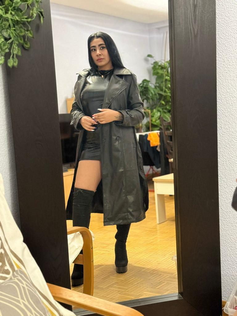 Chica busca chico en Lugo: 