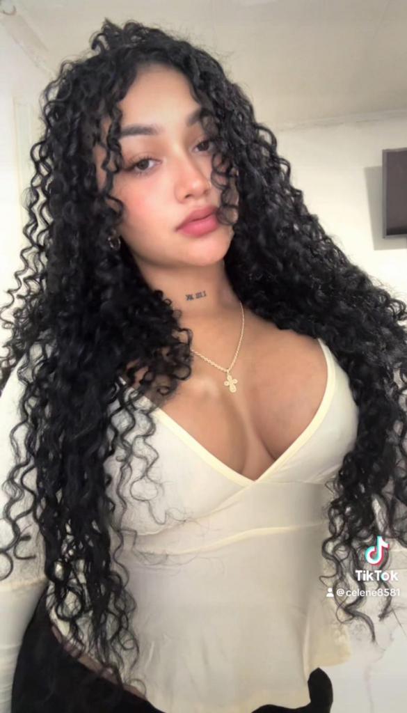 Chica busca chico en Valencia: Chica busca chico