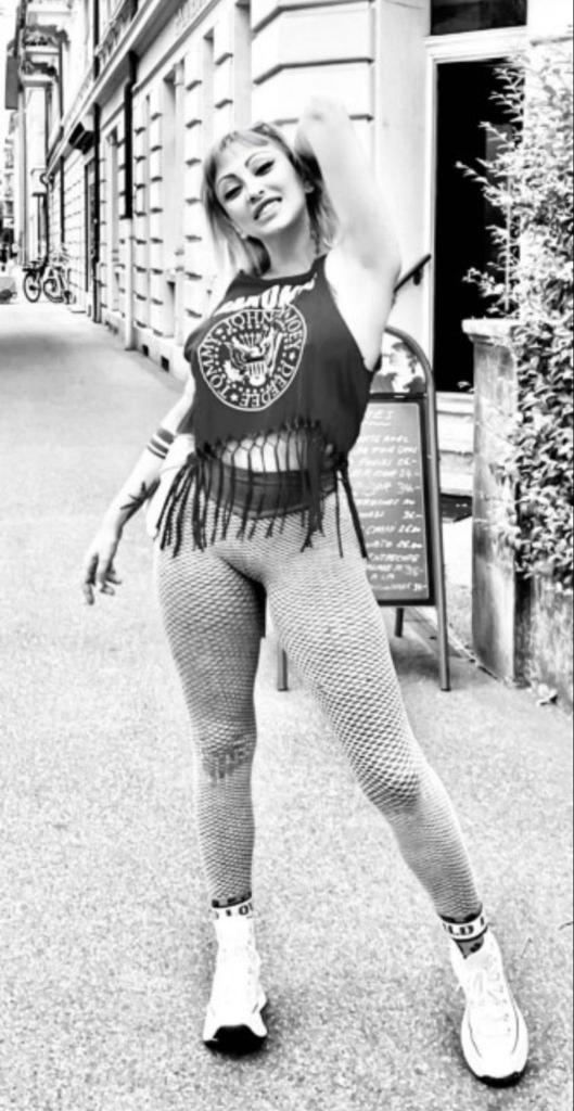 624316923: Chica busca chico en Cádiz