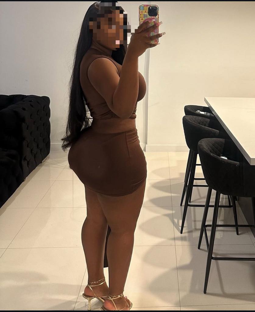 Chica busca chico en Burgos: 