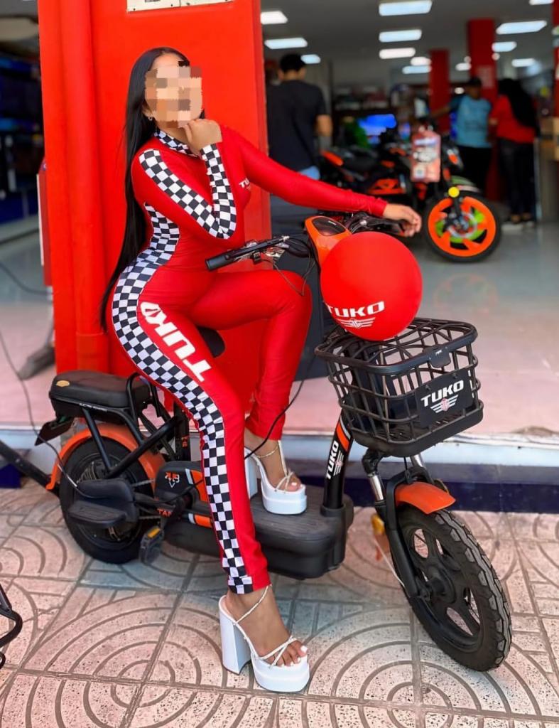 Chica busca chico en Granada: 