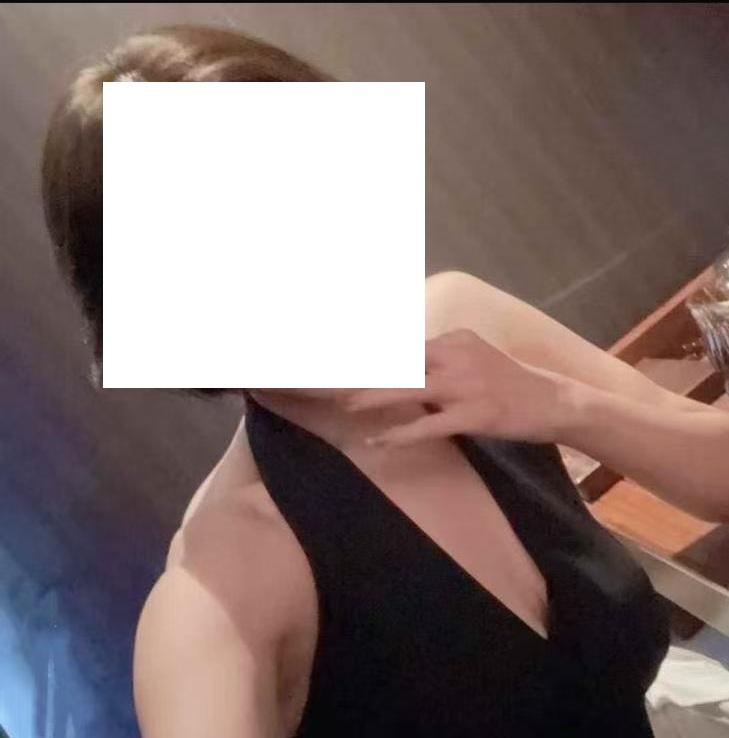 671037722: Chica busca chico en Valencia