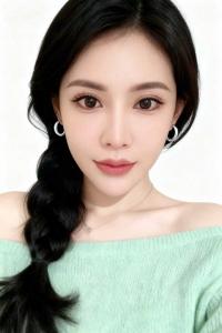 658219998: Chica busca chico en Barcelona