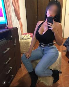 612456171: Chica busca chico en La Coruña