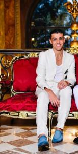 649553374: Chico busca chica en Sevilla