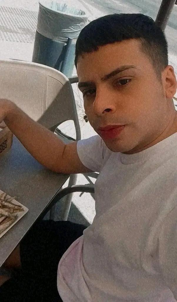 Chico busca chica en Málaga: 