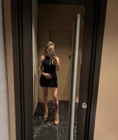 613801632: Chica busca chico en Barcelona