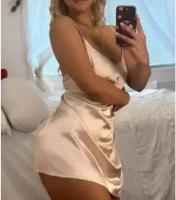 610568208: Chica busca chico en Sevilla