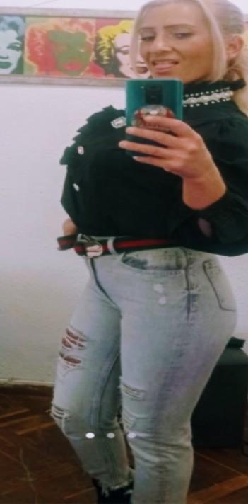 Chica busca chico en Tenerife: 