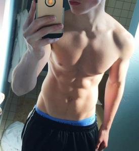 Chico busca chica en Sevilla: 