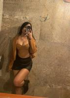 677853376: Chica busca chico en Madrid
