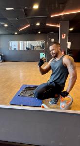 Chico busca chica en Alicante: 