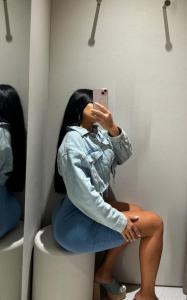 Chica busca chico en Almería: 