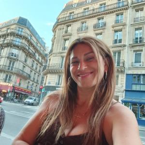 Chica busca chico en Granada: 