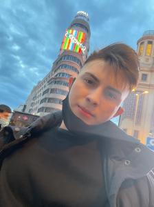 612568774: Chico busca chica en Madrid