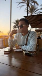 Chico busca chica en Mallorca: 